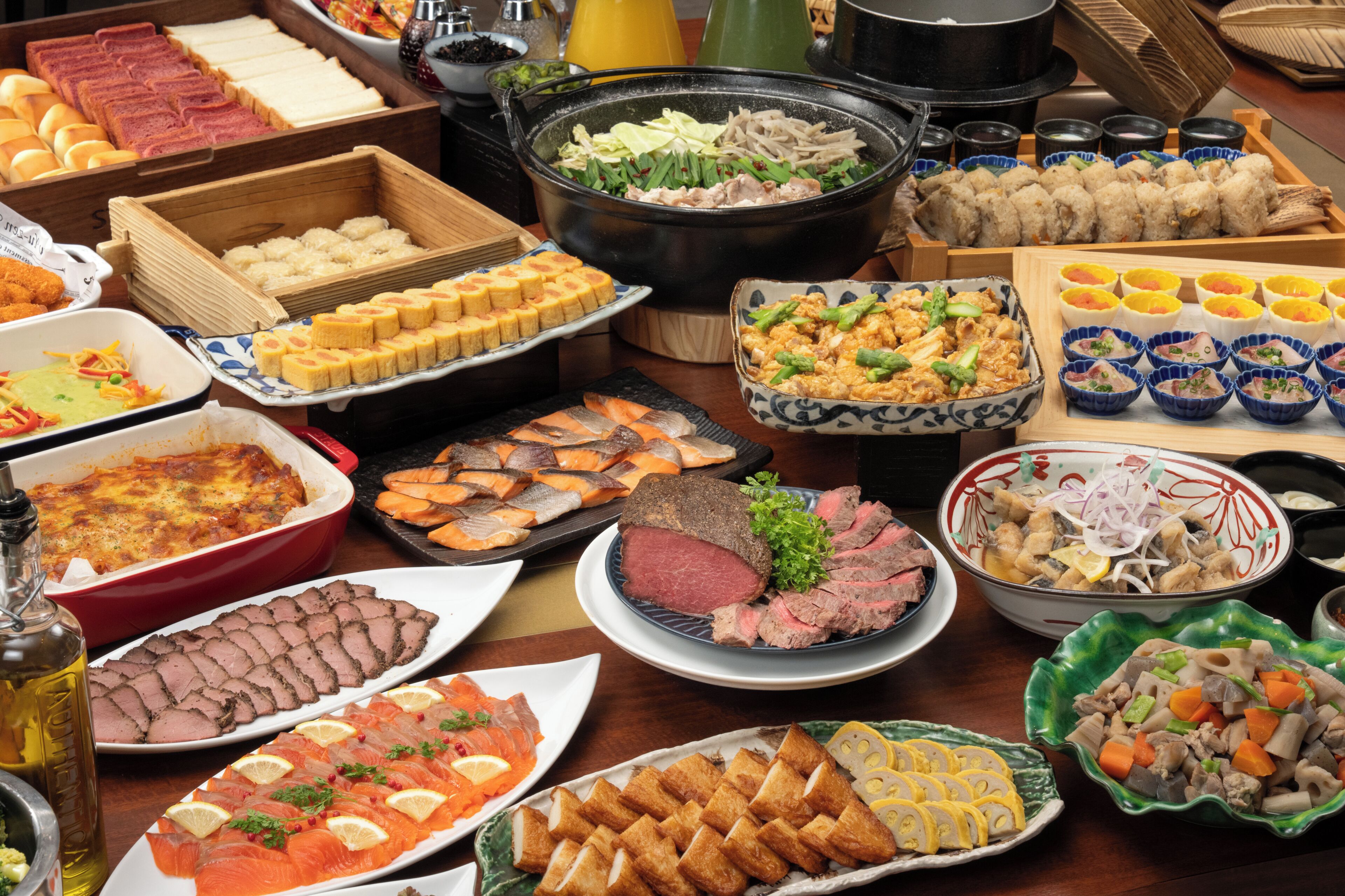 Bữa sáng buffet hàng ngày với phụ phí nhỏ 