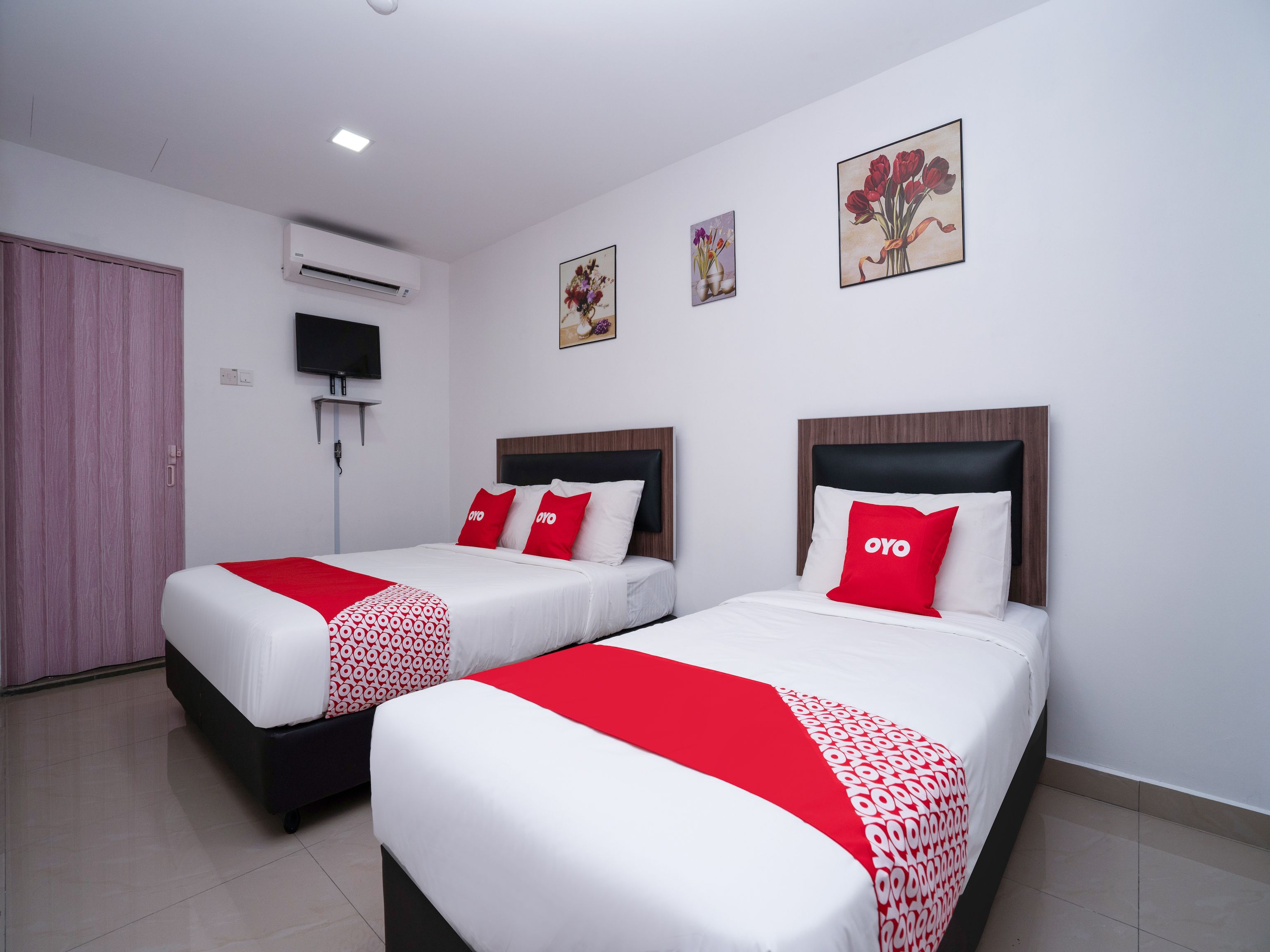 Superior Suite | Free WiFi, bed sheets