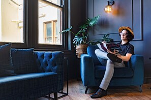 Lobby sitting area - Old Bank Hotel (Cape Town)