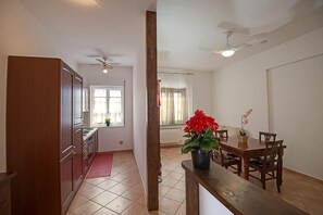 Lägenhet - 1 sovrum | Vardagsrum | Platt-tv