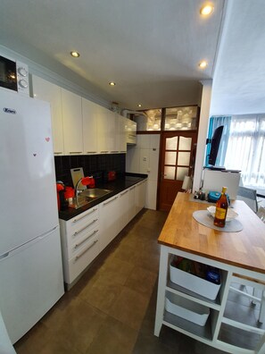 Mikrowelle, Kochgeschirr/Geschirr/Besteck