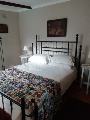 Phòng, 1 phòng ngủ | Khu vực làm việc phù hợp cho laptop 