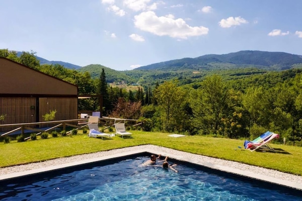 Seasonal outdoor pool, sun loungers