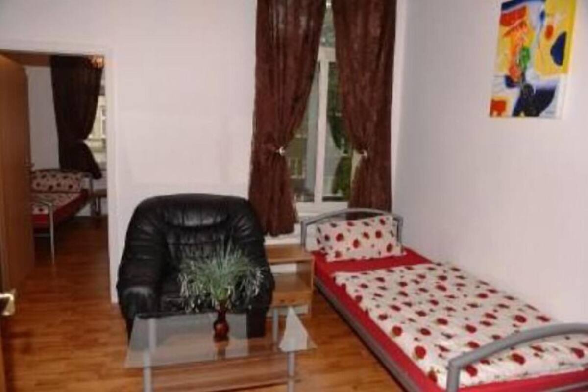 Basic Single Room | Room amenity