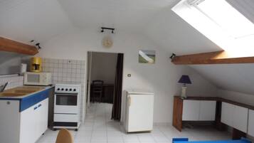 Double Room (La Mansardée) | Living area