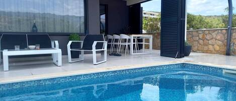 Piscine extérieure