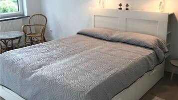 4 Schlafzimmer, Reisekinderbett, WLAN