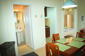 Dining - The apartment is exactly in the center of Stavros, on the pedestrian street .... (Stavros)