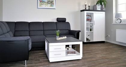 Centrally located apartment close to the beach for max. 4 pers. with terrace, WLAN, washing machine