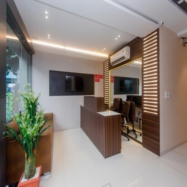 Reception - Hotel Heritage (Mumbai)