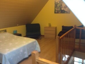 1 chambre, fer et planche à repasser, Wi-Fi, draps fournis