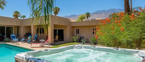 Piscine extérieure, piscine chauffée