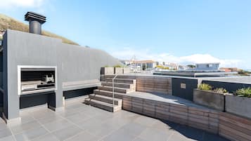 Luxury Apartment | Terrace/patio