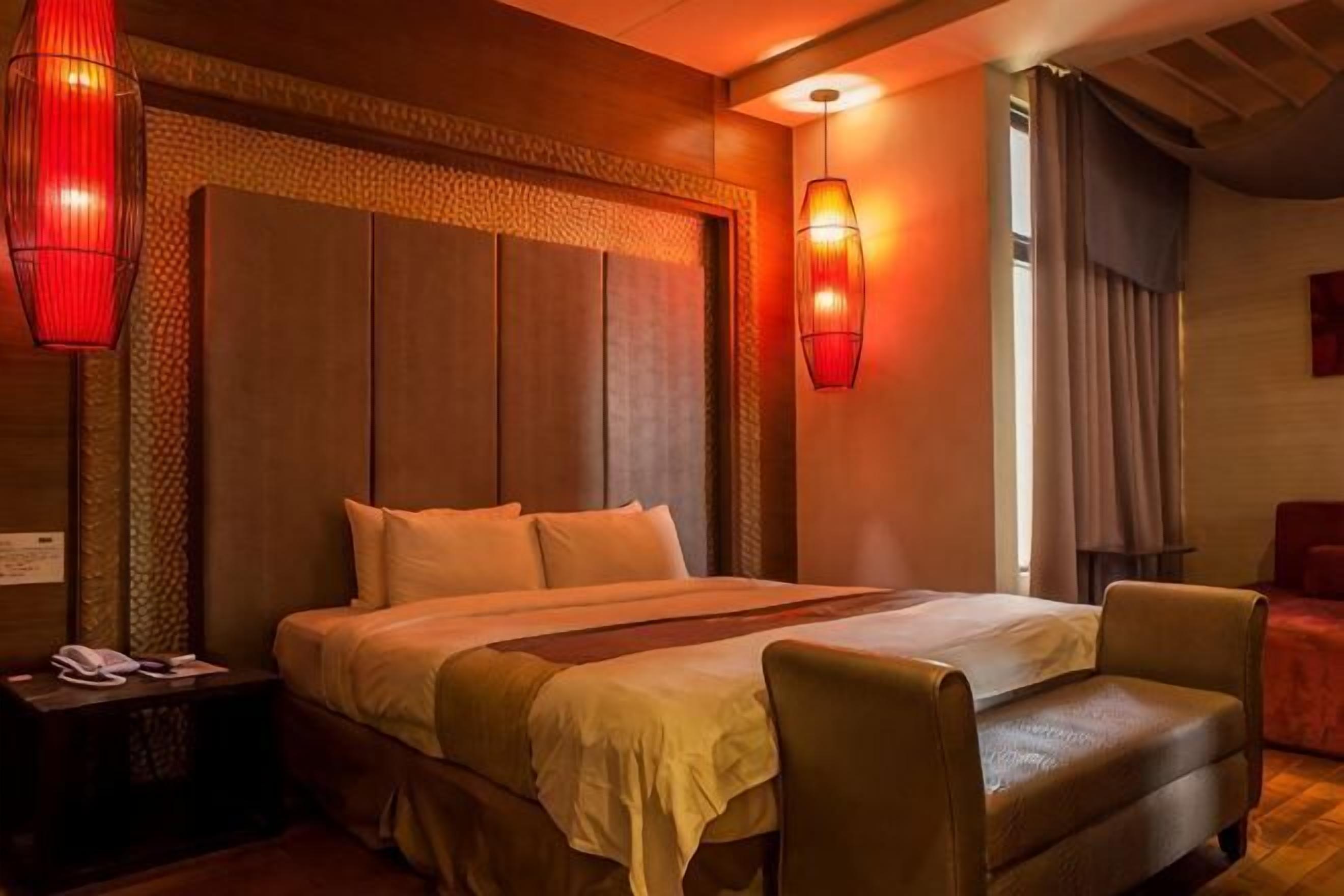 Decoración personalizada, muebles diferentes y escritorio 