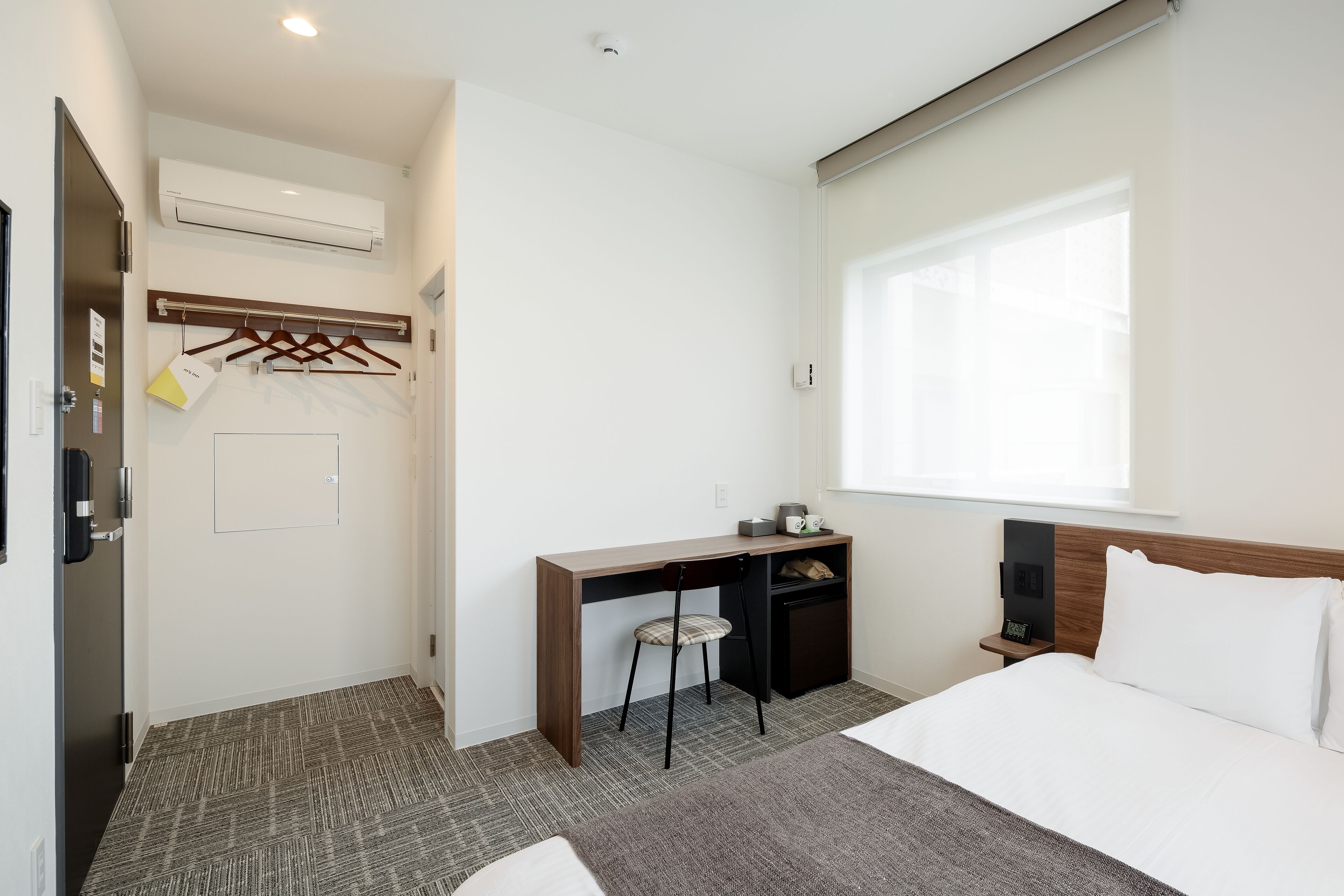 double room | iron/ironing board, free wifi, bed sheets