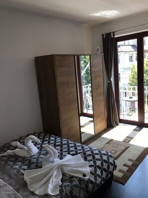2 bedrooms, soundproofing, WiFi - Apartment Ultracentral Pitesti (Pitești)