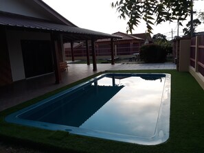 Outdoor pool - A Homely Vacation Villa with POOL for beach escapes (Port Dickson)