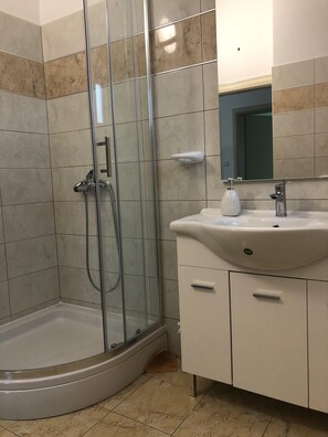 Jabón y shampoo 