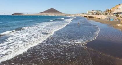 Home2Book Duplex El Medano Pool & Terrace