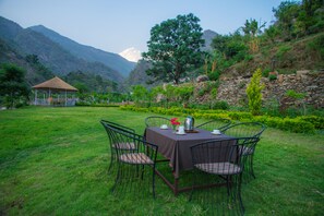 Breakfast area - V Resorts Ribera Dehradun (Sitapur)