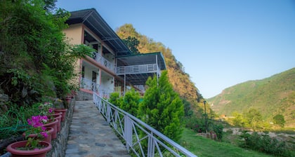 V Resorts Ribera Dehradun