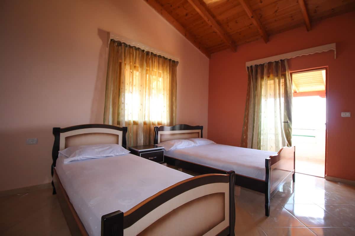 1 bedroom, desk, iron/ironing board, rollaway beds