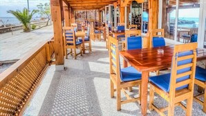 Daily local cuisine breakfast for a fee - ApartHotel XXL Lux (Bar)