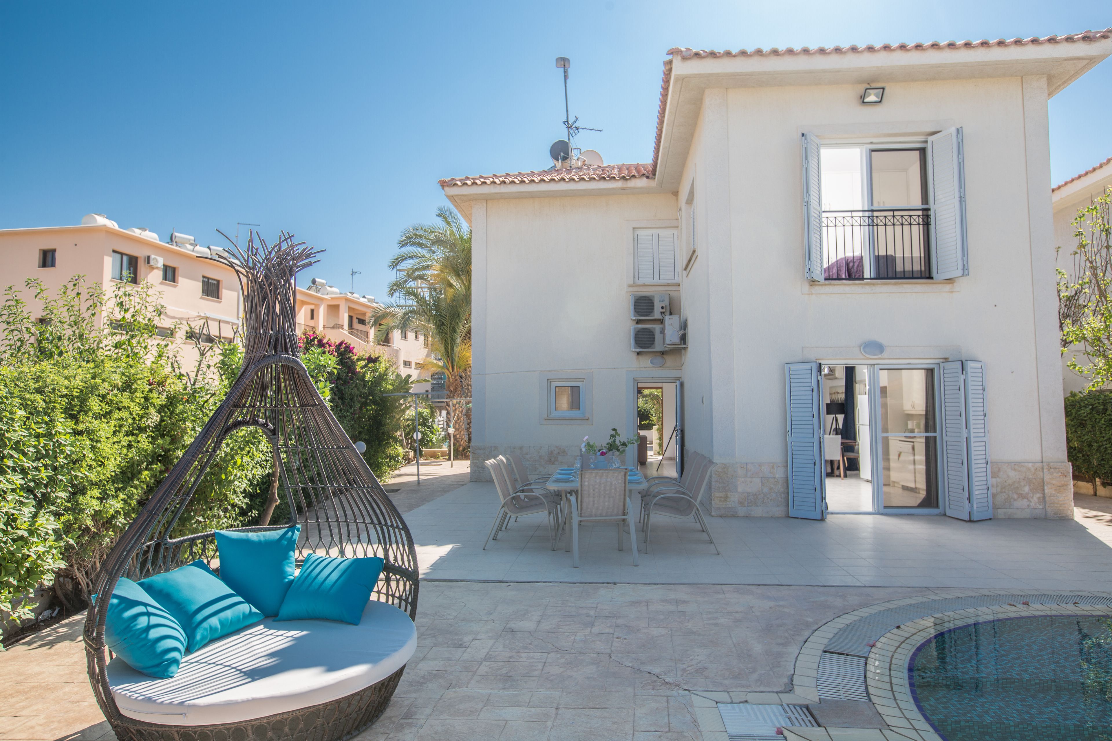 Biệt thự, 4 phòng ngủ | Hiên