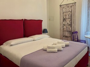 2 bedrooms, in-room safe, iron/ironing board, travel crib - Domus Caecilia - new launch offer location (Roma)
