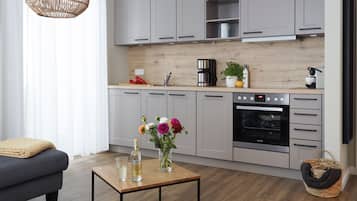 普通套房 (final cleaning fee of 125 EUR incl) | 私人廚房 | 大型雪櫃/冰箱、爐具、特濃咖啡機、咖啡機/沖茶器