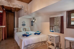 Villa tradicional, varias habitaciones, alberca privada | 5 habitaciones y espacio para trabajar con laptop 