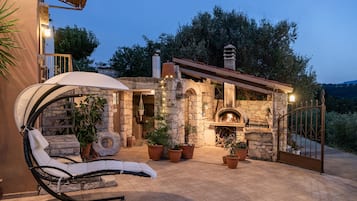 Área de parrillas y picnic