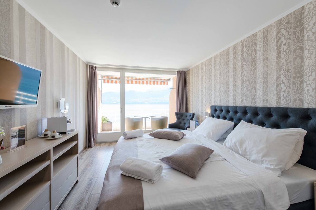 Comfort Twin Room | Desk, soundproofing, rollaway beds, free WiFi