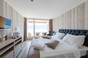 Habitación Confort con 2 camas individuales | Escritorio, sistema de insonorización, camas supletorias y wifi gratis