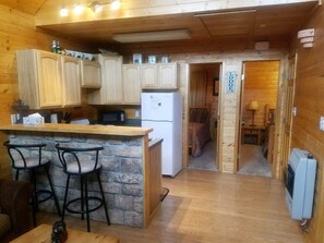 Unclassified image, 4 of 23, button