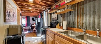 Carter`s Charm Cabin