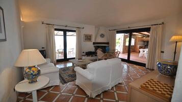 Villa, 5 Bedrooms | Living area | Flat-screen TV