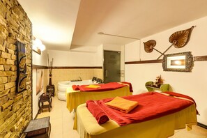 Hammam, massages aux pierres chaudes, massages des tissus profonds