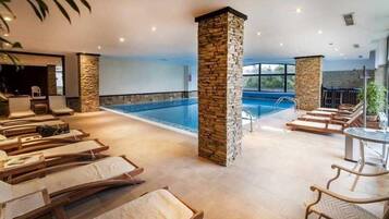 Indoor pool, outdoor pool