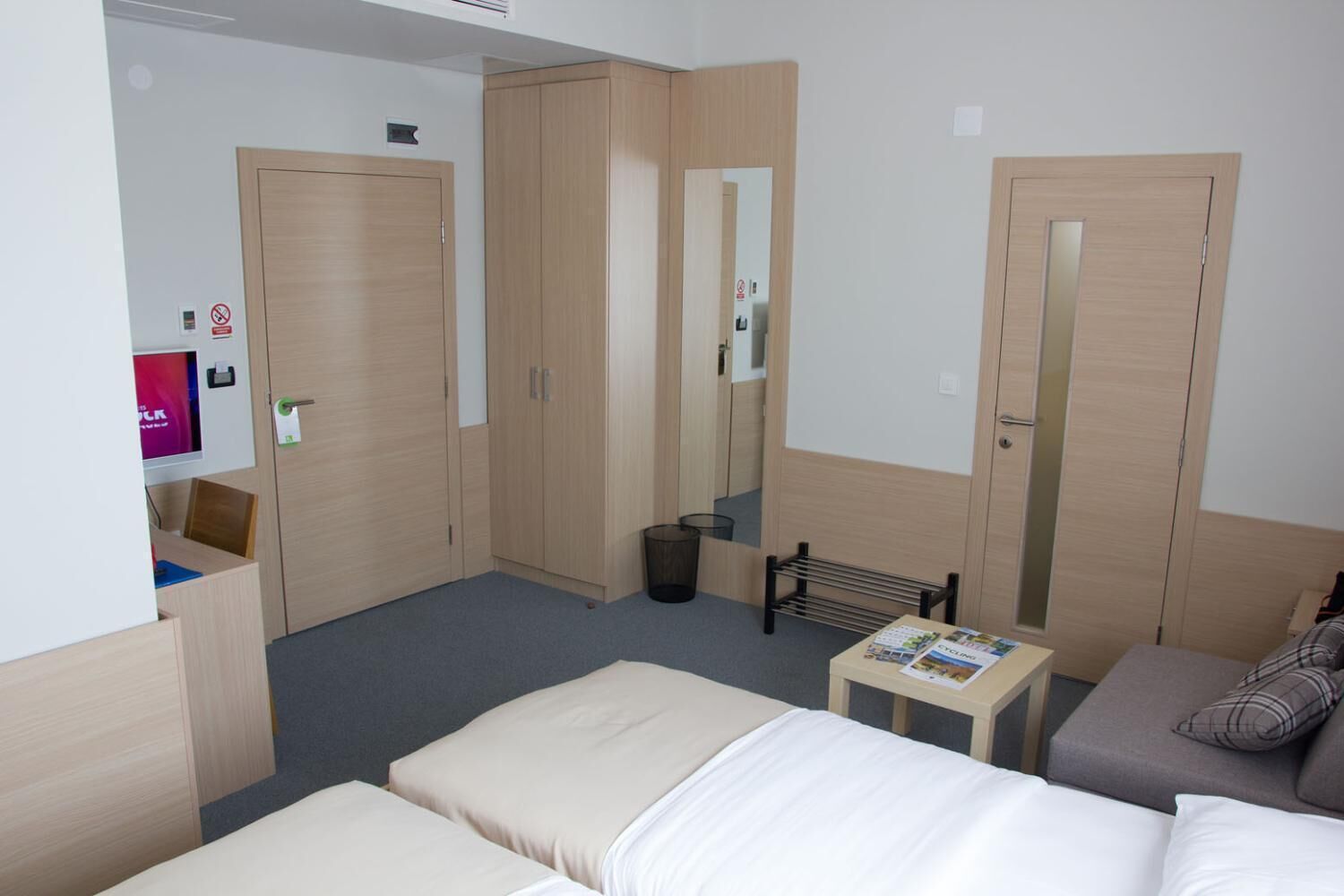 Kamar Double | Minibar, brankas, meja kerja, dan tempat tidur bayi gratis