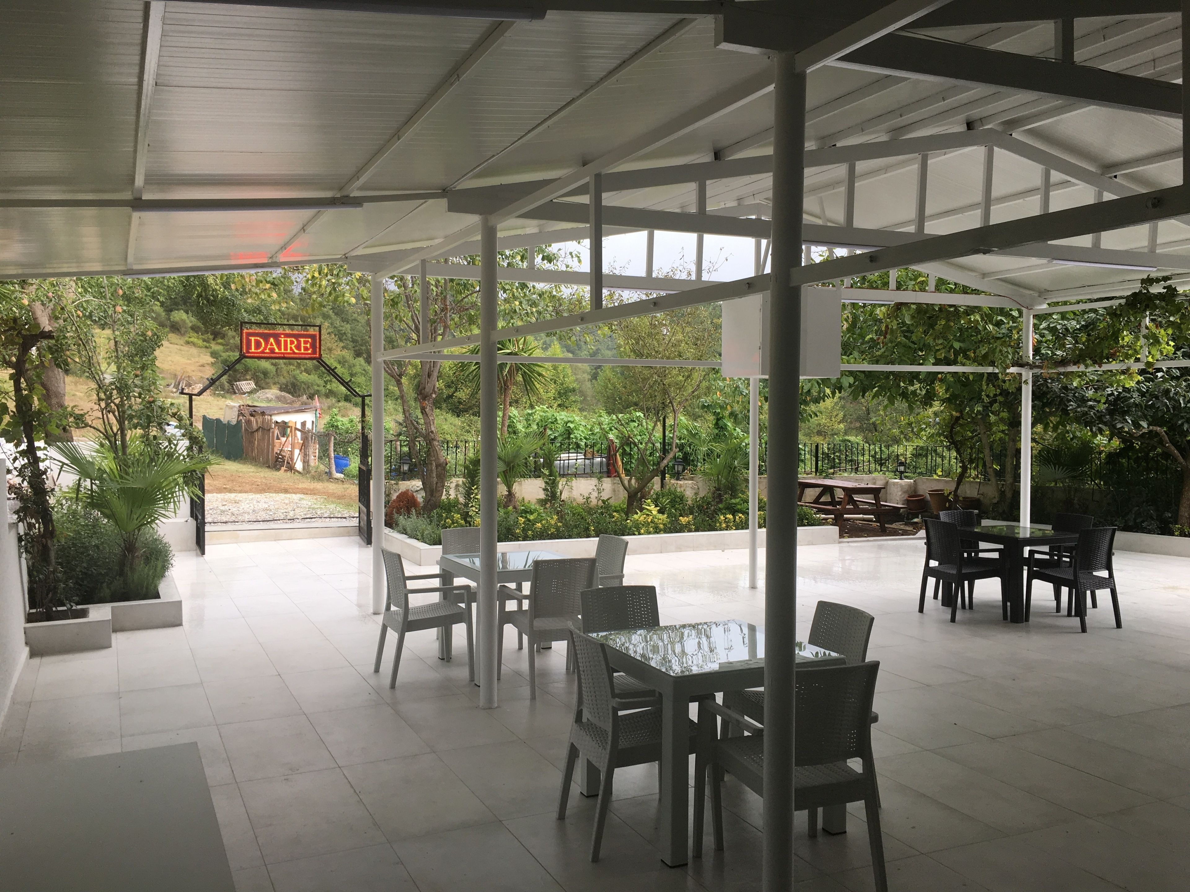 daily local cuisine breakfast (usd 12 per person)