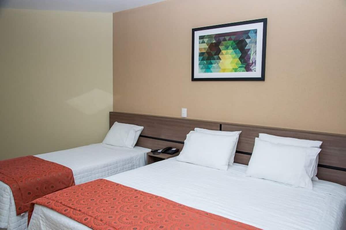 Standard Triple Room | Minibar, desk, free WiFi, bed sheets