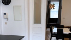 Unclassified image, 2 of 17, button - Duplex with Garden and Terrace (Brussels)