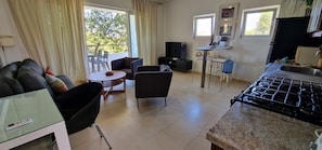 Smart TV, offices - Cozy Apartment in Oceanfront Resort • Free Weekly Maid Service (Sosúa)