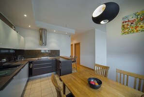 Dining - Cosy apartment near IKEA (Vidzemes priekšpilseta)