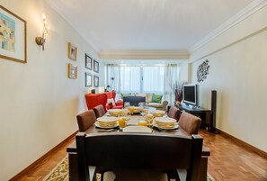Apartment, 3 Bedrooms | Living area