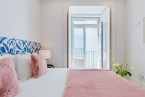 Apartment, 3 Schlafzimmer | 3 Schlafzimmer, schallisolierte Zimmer, Bügeleisen/Bügelbrett