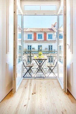 Departamento, 3 habitaciones | Balcón