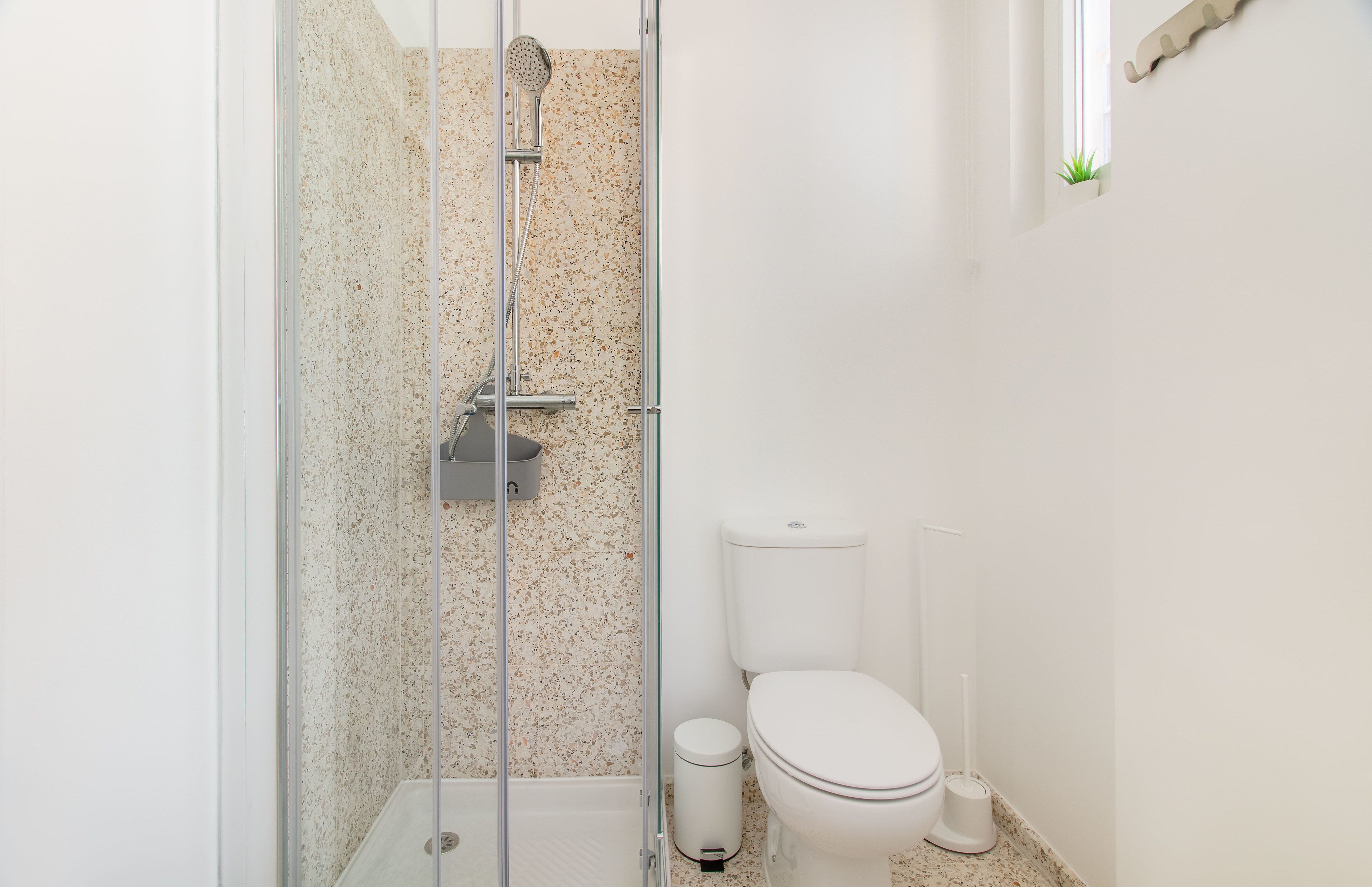Căn h  ộ, 3 phòng ngủ | Phòng tắm | Buồng tắm vòi sen, đồ dùng nhà tắm miễn phí, máy sấy tóc, khăn tắm 