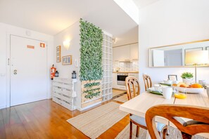 Apartment, 1 Bedroom | Living area